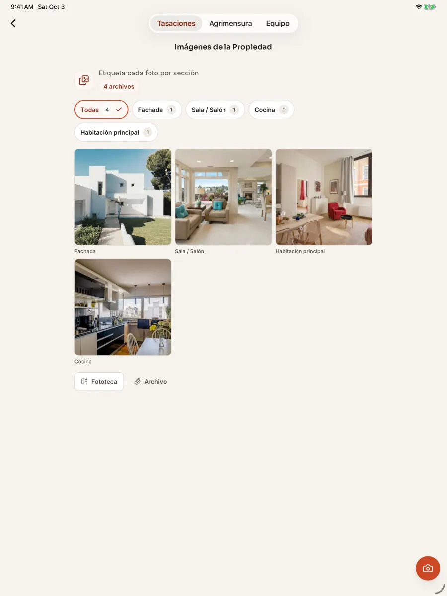 Rivia Tasaciones en iPad: fotos de la propiedad etiquetadas por ambiente.